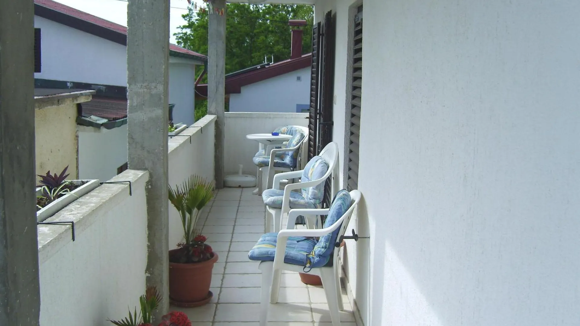 Apartments Mladen - Free Parking Lopar