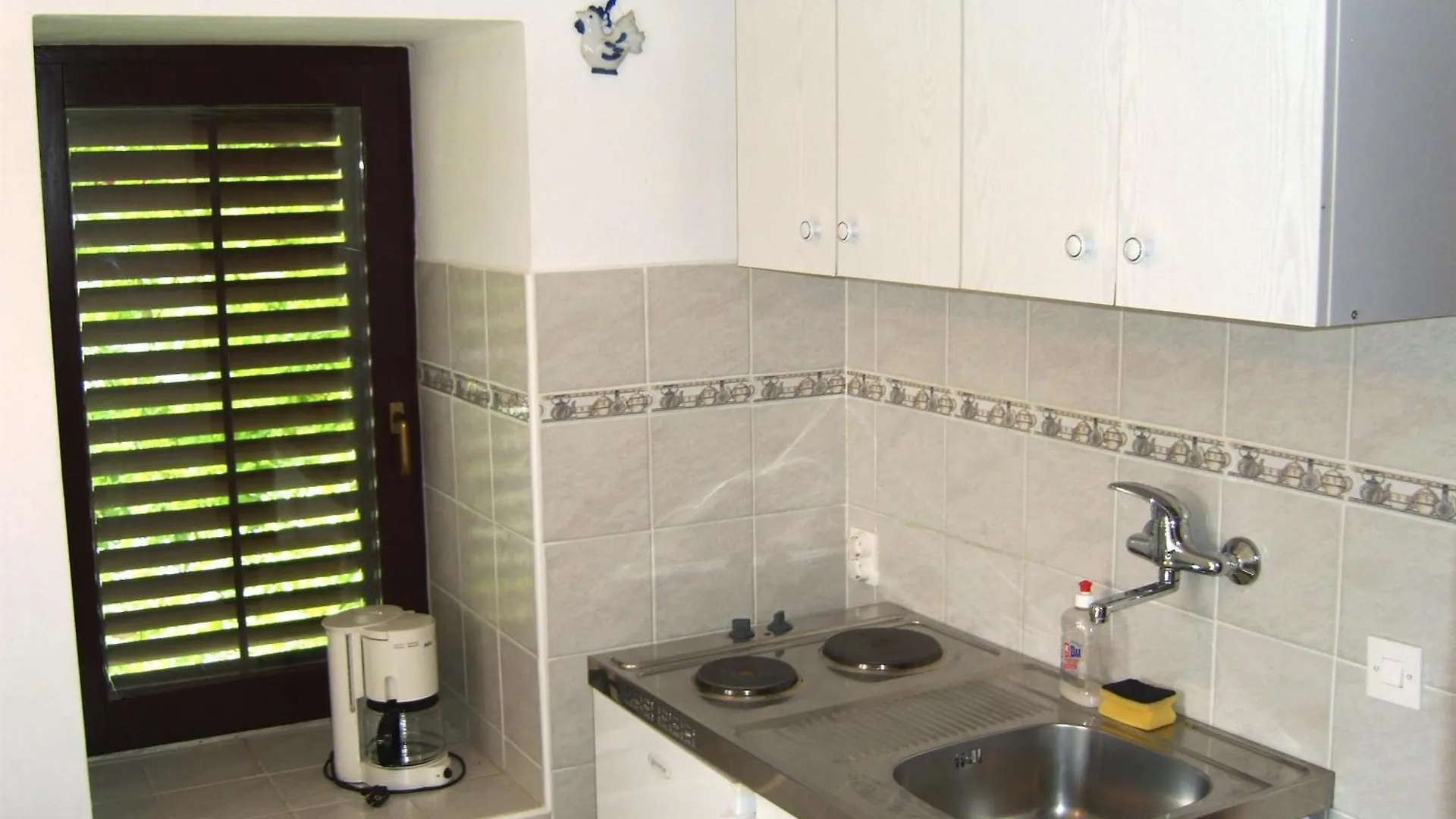 Apartments Mladen - Free Parking Lopar 0*,