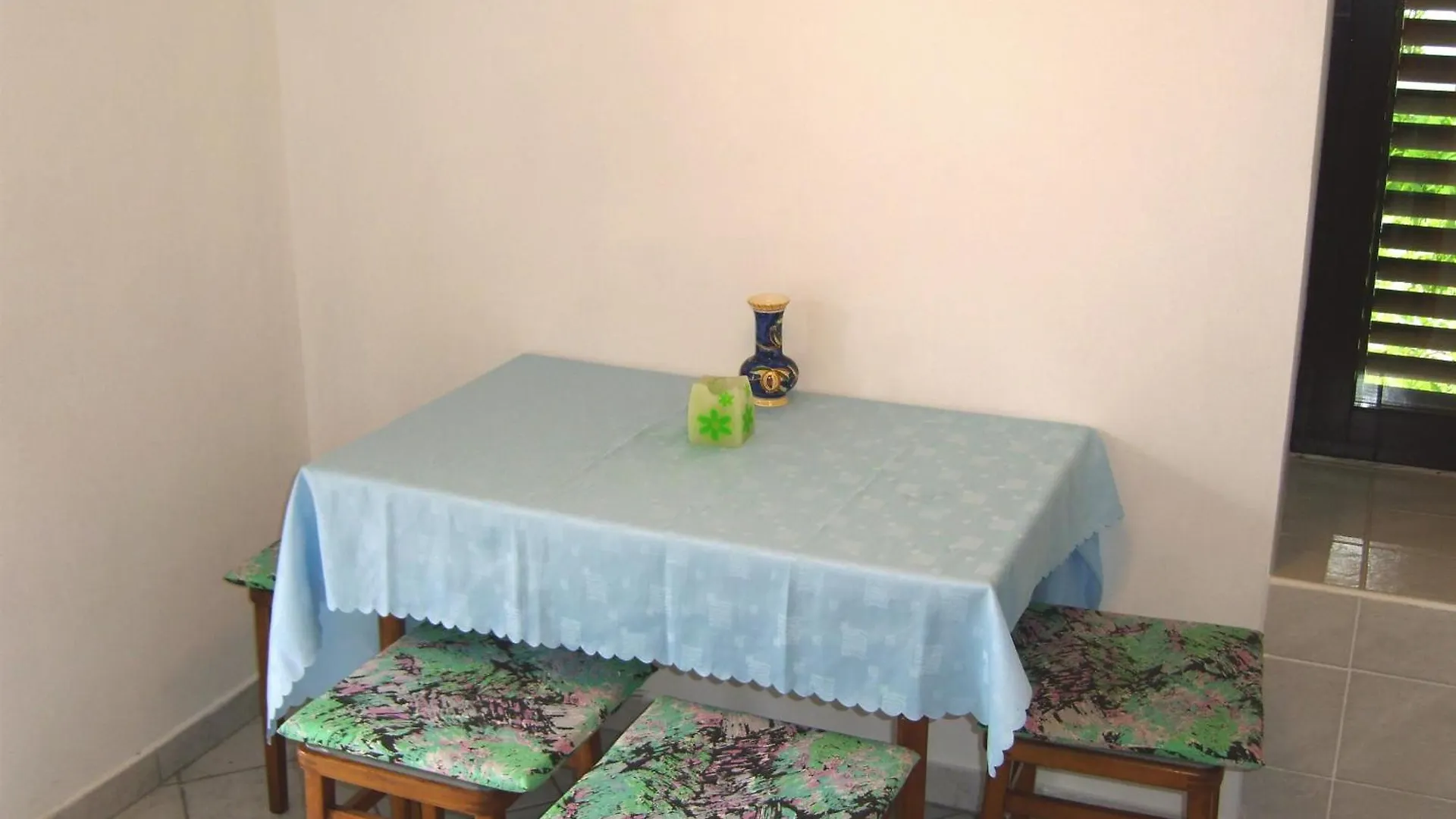 Apartments Mladen - Free Parking Lopar 0*,  Croatia
