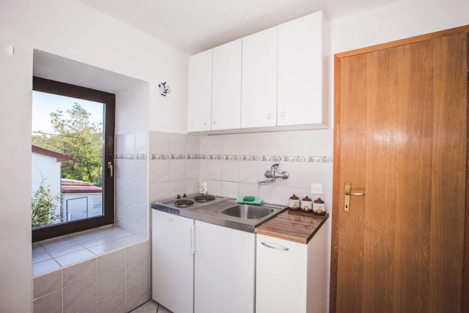 Apartments Mladen - Free Parking Lopar 0*,  Croatia