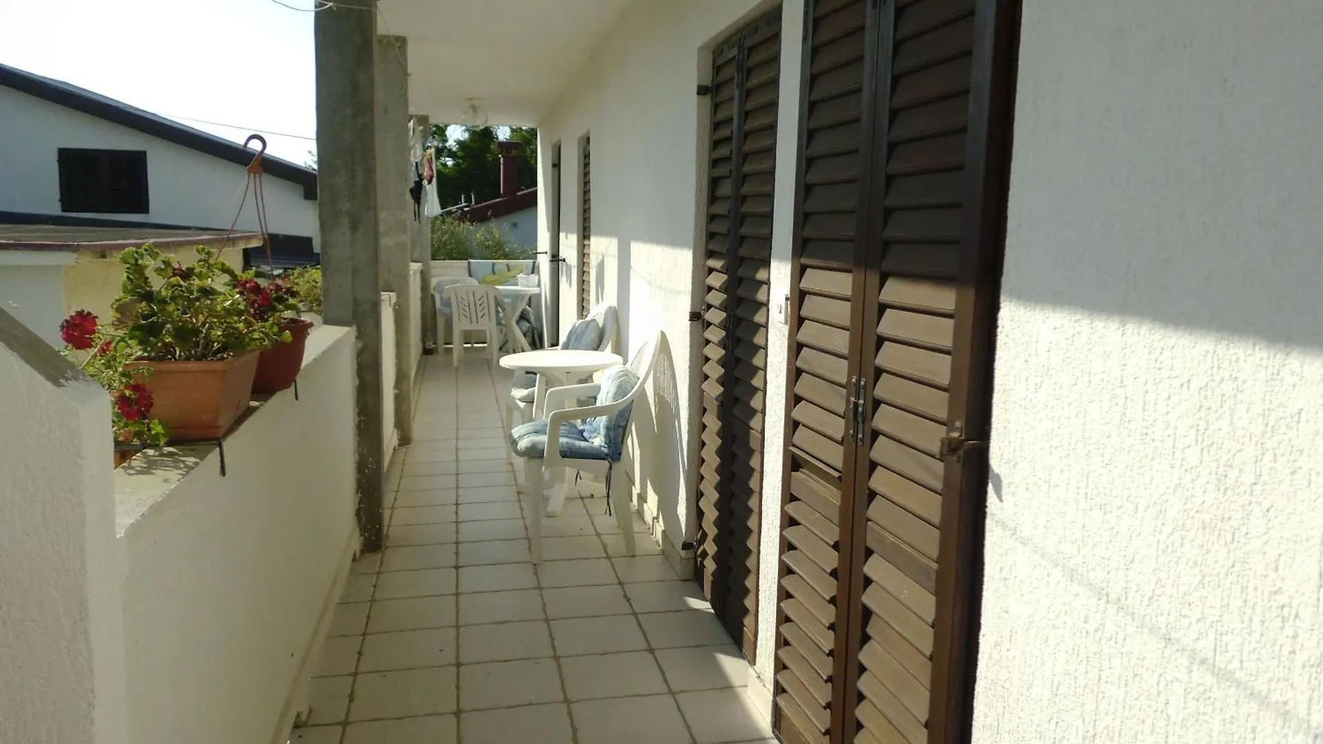 Apartments Mladen - Free Parking Lopar