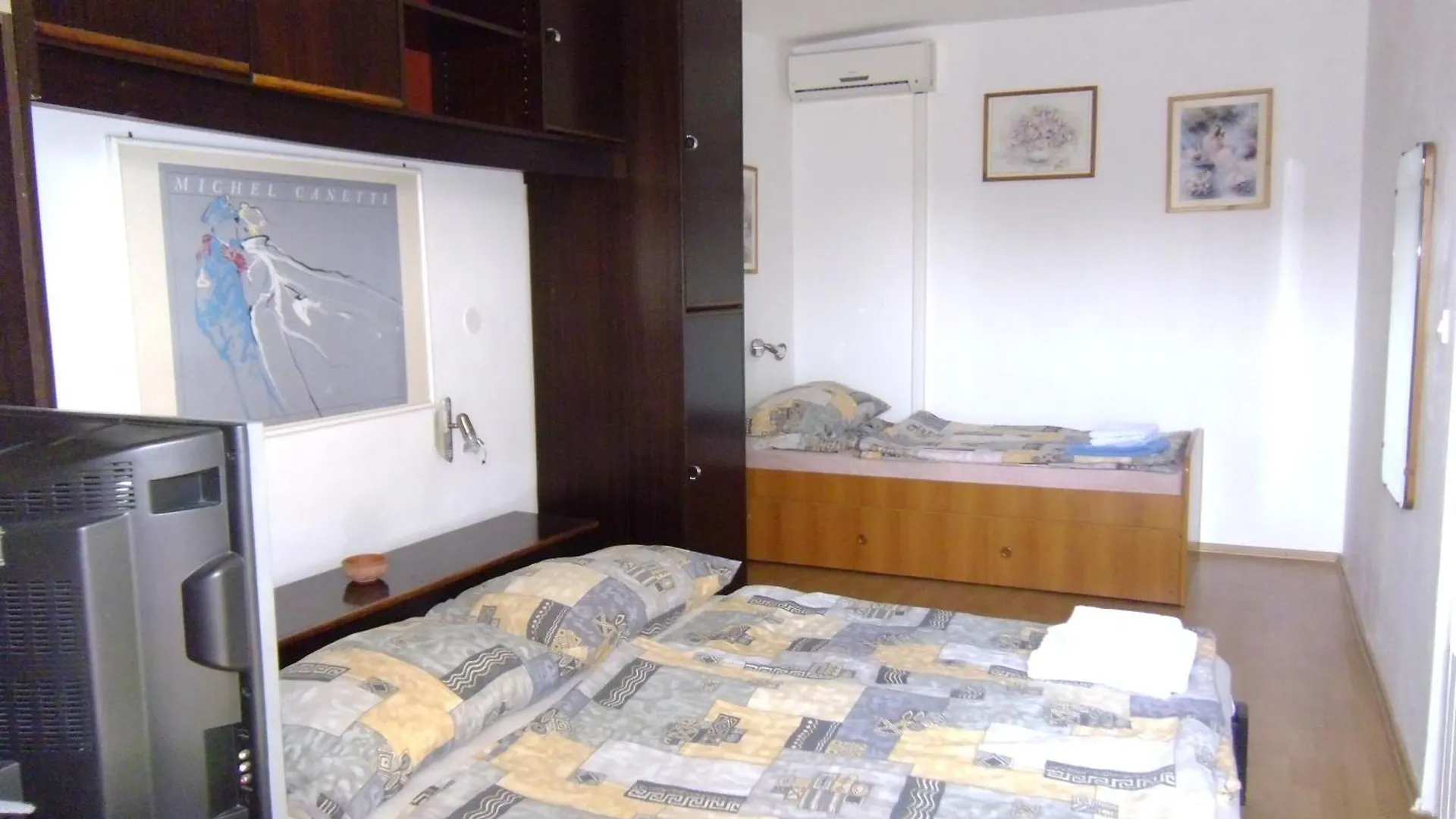 Apartments Mladen - Free Parking Lopar